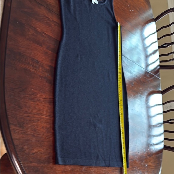 St John knit, excellent condition, great capsule wardrobe piece. - Picture 6 of 9